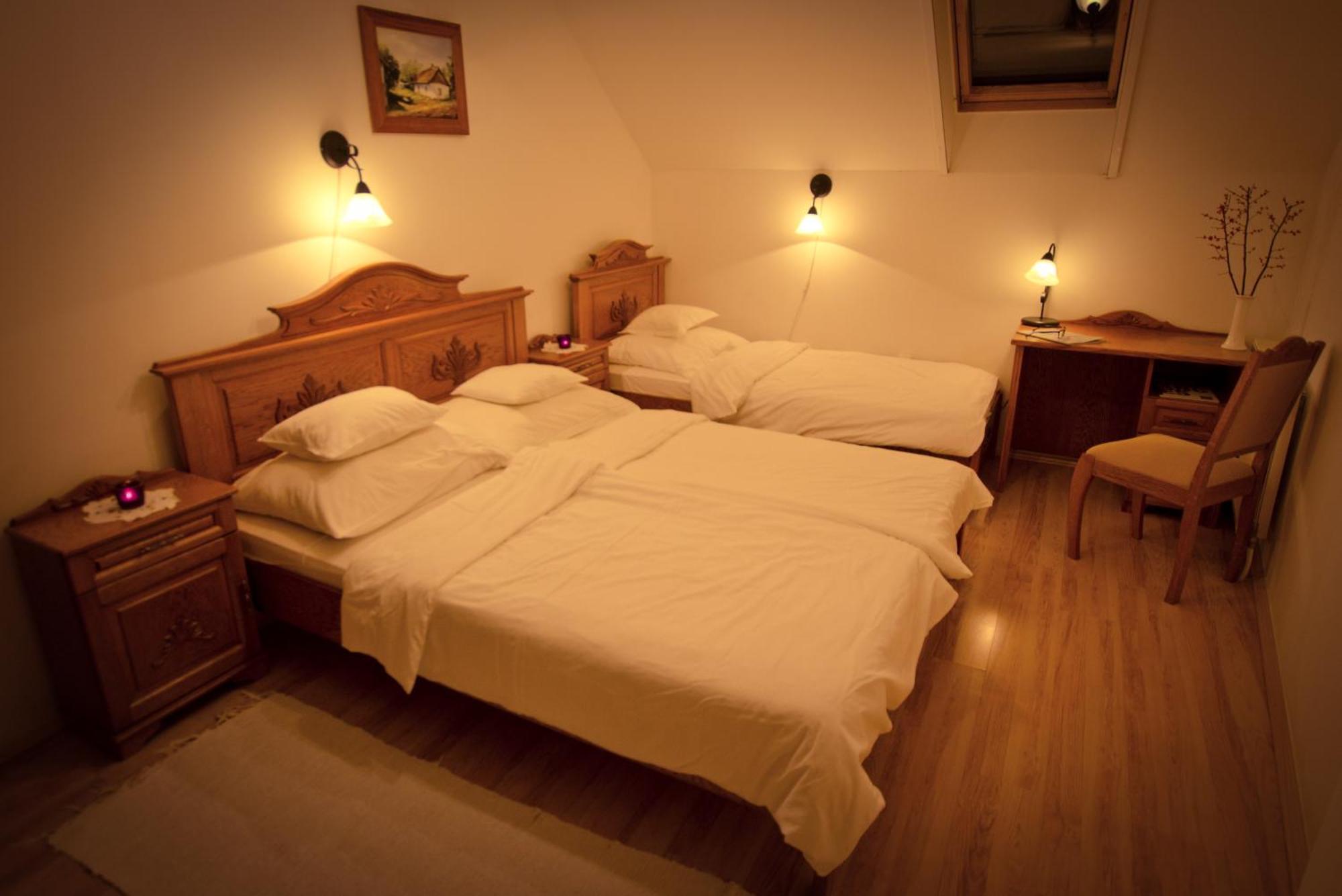 Hotel Kemences Csarda Es Panzio Hajdúszoboszló Zewnętrze zdjęcie
